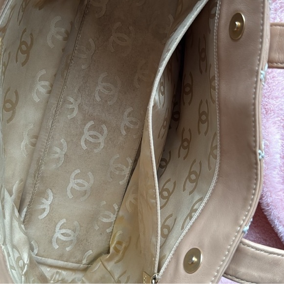 Chanel Wild Stitch Tote with COA - Picture 15 of 16